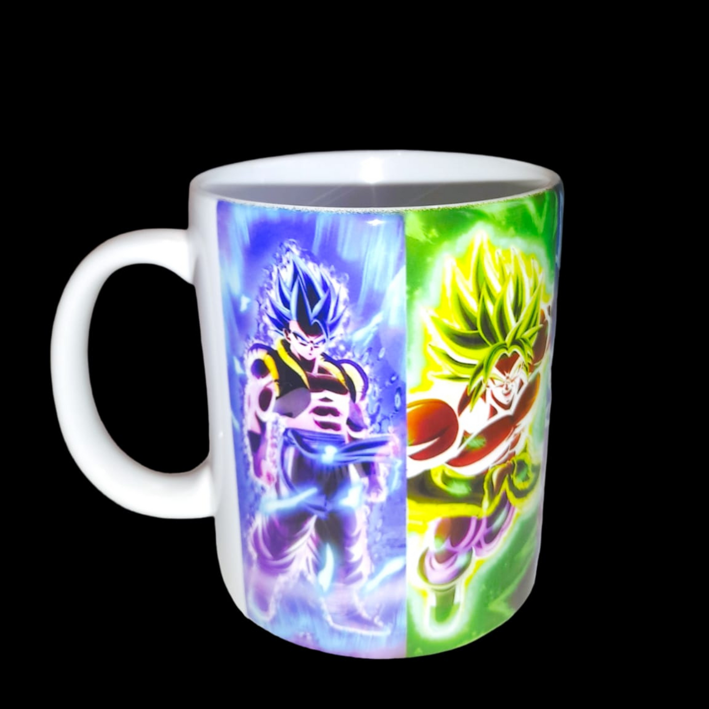 Taza Goku 11oz con caja incluida.